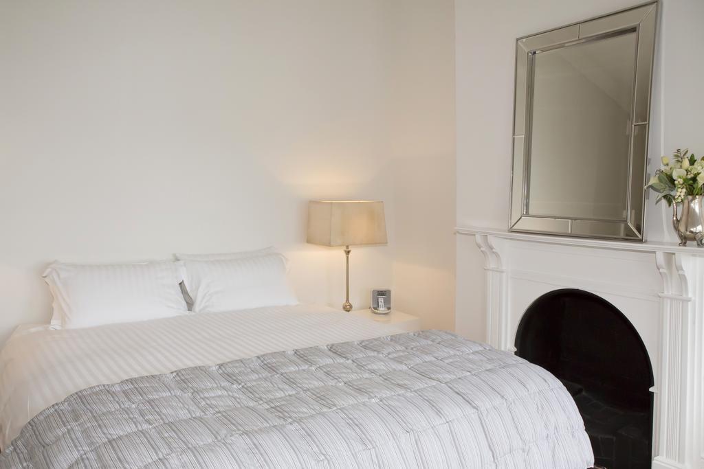 Mollisons Aparthotel Kyneton Bagian luar foto